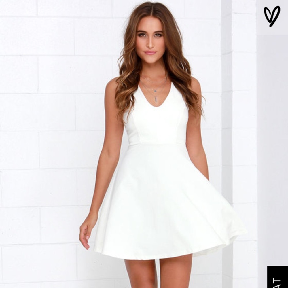 Lulu’s Queen Sweep Ivory Dress